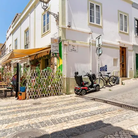 Semesterbostad Casa Oliveira *